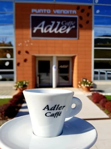 Gustatevi una tazzina di caffè anche nel nostro punto vendita